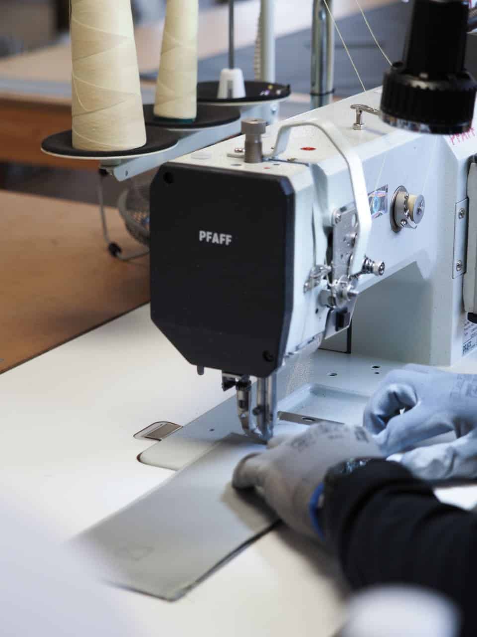 Industrial sewing for insulation mattresses