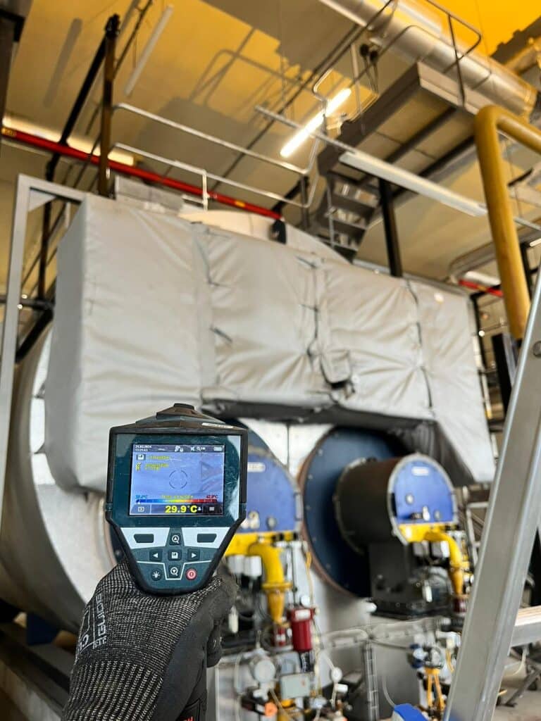 Isolation thermique façade de chaudière